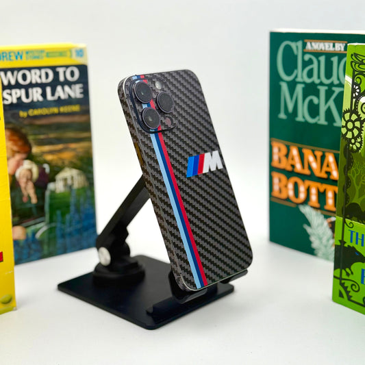 Skin Cover– BMW Carbon (Compatible Tous Les Modélés des telephones)