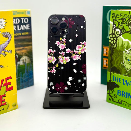 Skin Cover Luxe –Black Flowers(Compatible Tous Modèles)
